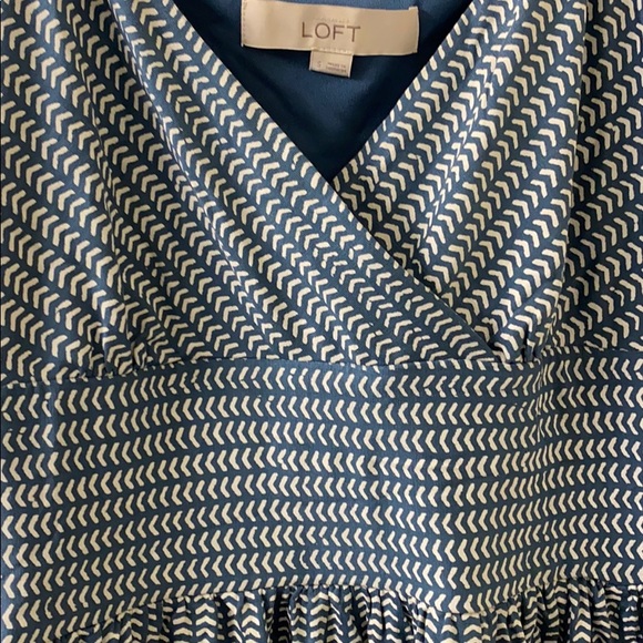 Blue Pattern Dress - Picture 3 of 5